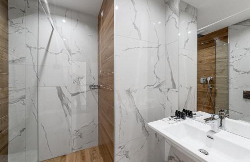 Sector 2 Apartment | Discover Tomis Garden Aparthotel Bucuresti - 4-Star Comfort