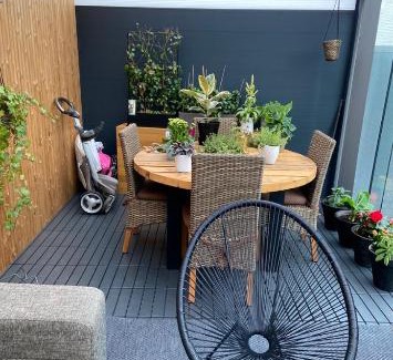 Boom Villa | Welcome to Tomorrowland Guesthouse: Family-Friendly Retreat