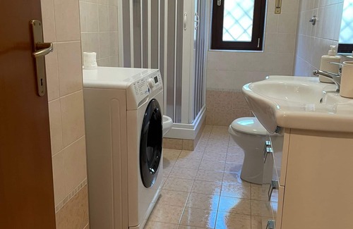 Fiumicino House | Family-Friendly Retreat at Tommy House 19 Awaits You