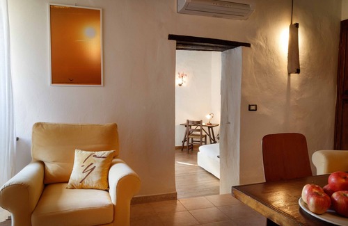 Bovara Apartment | Discover Tommy House - Borgo Lizori for Your Next Getaway