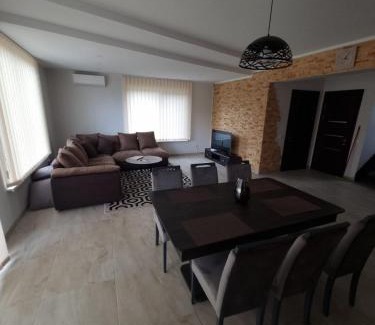 Klaipeda county Villa | Ocean View Getaway at Tomo Namas - Guest Rated 10/10!