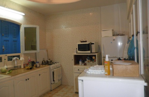 al hmeri Villa | Top-Rated Stay at Tomoko & Salah, Rafraf Beach with Oceanfront Pool