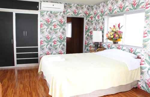 Taketomi-jima Taketomi-cho House | Discover Tomonoya Ishigaki: 4-Star Family & Pet Friendly Stay