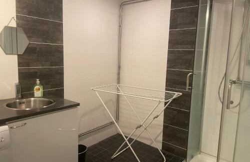 Kalajoki Apartment | Discover Tomujoen Kylätalo: Pet-Friendly Oceanfront Escape