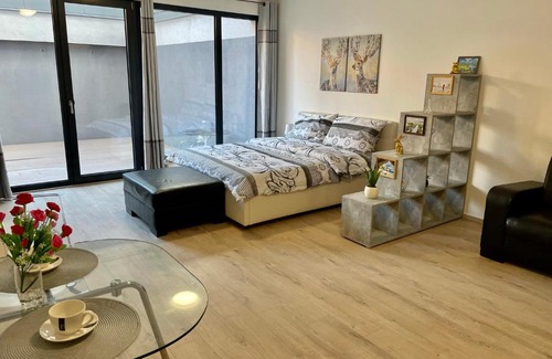 Prague 9 Apartment | Top-Rated TOMY Ng: Family-Friendly & Accessible Stay