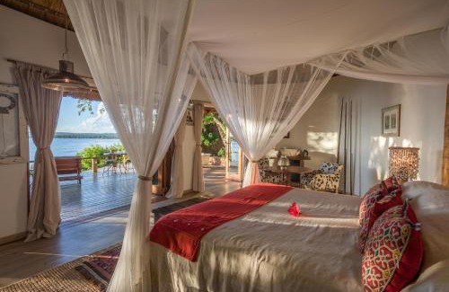 Simonga Cabin | Experience Unmatched Luxury at Tongabezi with Ocean Views