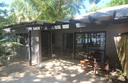 Utungake Resort | Idyllic Tongan Beach Resort: Oceanfront Bliss Awaits You