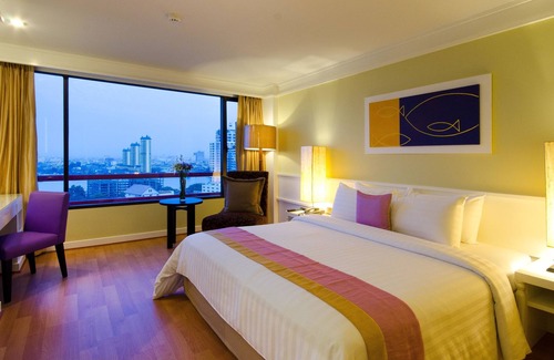 Bang Kho Laem Hotel | Experience Comfort at Tongtara Riverview Hotel, 4-Star Stay