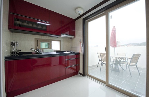 Chungmu Hotel | Experience Tongyeong Anchovy Tourist Hotel: Great Amenities Await