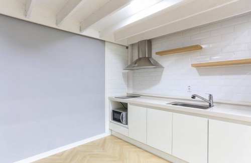 Yanghwa House | Explore Eco-Friendly Comfort at Tongyeong Asrai Pension