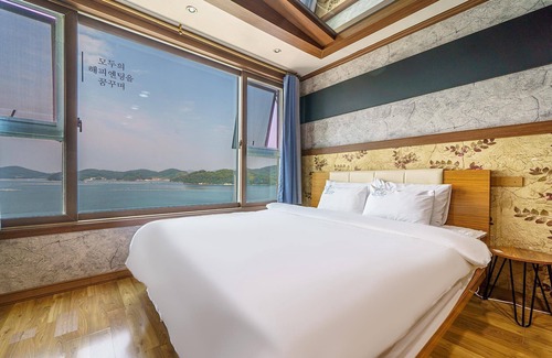 Tongyeong Hotel | Eco-Friendly Retreat at Tongyeong Badanaeum with Breakfast