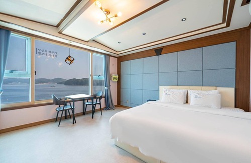 Tongyeong Hotel | Eco-Friendly Retreat at Tongyeong Badanaeum with Breakfast