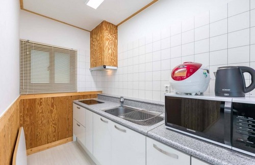 Tongyeong House | Eco-Friendly Comfort at Tongyeong Saryangdo Don Quixote Pension