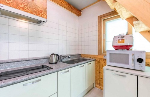 Tongyeong House | Eco-Friendly Comfort at Tongyeong Saryangdo Don Quixote Pension