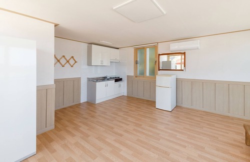 Tongyeong House | Discover Tongyoeng Ecopark: Family-Friendly Retreat Awaits