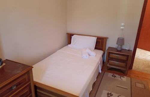 Poulithra Apartment | Family-Friendly Escape at Tonia's House - Guest Rated 10/10