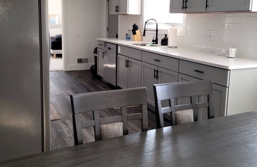 Southern Homes House | Relax at Tonight The Next Picture Show: Family-Friendly Oasis