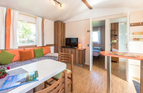 Selgetsweiler Apartment | Discover Tonis Hütte: Pet-Friendly Retreat with High Ratings