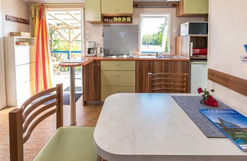 Selgetsweiler Apartment | Discover Tonis Hütte: Pet-Friendly Retreat with High Ratings