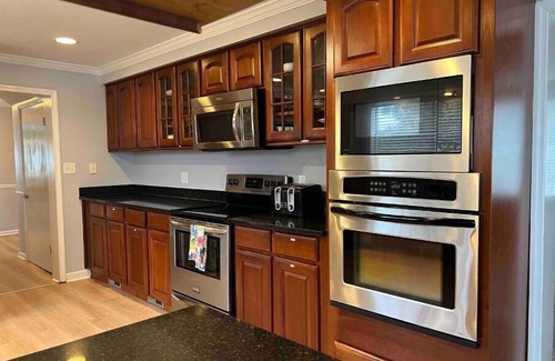 Tybee Island House | Spacious 8-Bedroom Retreat with Private Pool & Beach Access