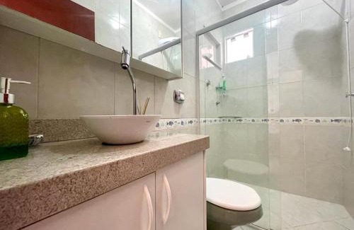 Barra da Lagoa Apartment | Top-Rated Tony Gandra: Pet Friendly & Unbeatable Value