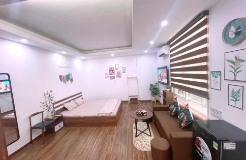 Long Bien House | Cozy Stay at Tony's Homestay: Spa & Family-Friendly Amenities