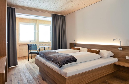 Faschina Apartment | Discover RÖSSLE Apartments: Family-Friendly Retreat