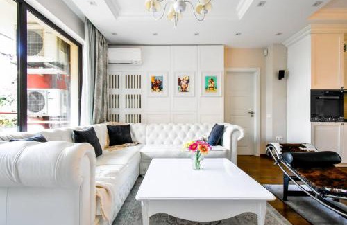 Lozenets Apartment | Top-Rated 3BR with Hot Tub & Free Parking for Families