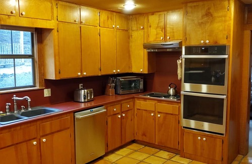 Hunt Cabin | Discover Texas' 11 Coolest Cabins with Family-Friendly Amenities