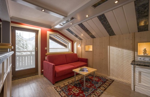 Mayrhofen Apartment | Guest Rated 10/10 - House Gredler in Mayrhofen Awaits