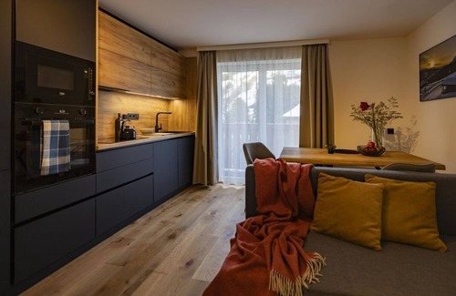 Woerth Apartment | Discover Riverside Rauris: Relaxing Spa and Family Amenities