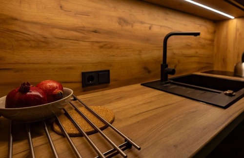 Woerth Apartment | Explore Riverside Rauris: Top 6 Studio with Spa & Kitchen