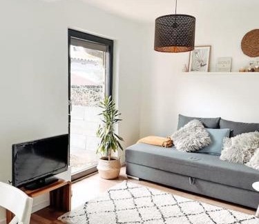 Kaufbeuren Apartment | Family-Friendly Allgäu Retreat with Netflix & Garden