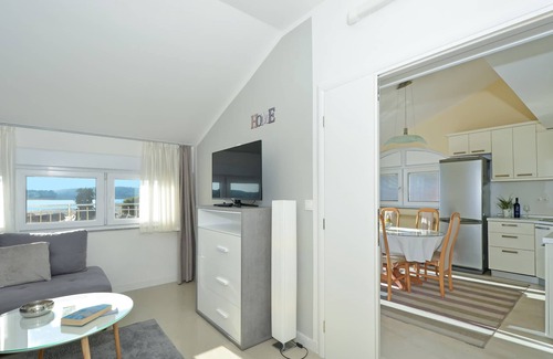 Okrug Gornji Apartment | Ideal Apartment with Pool & Ocean View, Rated 10/10 by Guests