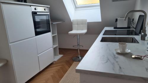 Vienna Apartment | Discover TOP Apartments Kaiserebersdorf - 4-Star Comfort