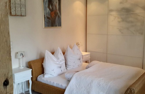Bad Pyrmont Villa | Top central location, up to 6 people to feel good, beauty and wellness in the house