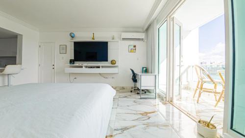 Puerta de Tierra Apartment | Top Favorite Studio by The BEACH