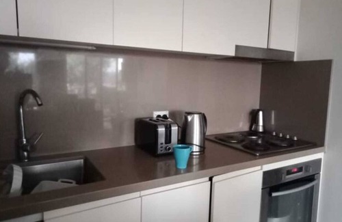 Matraville Apartment | Stylish 2-Bedroom Apartment with Leafy Balcony Near Beach