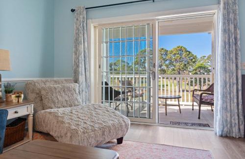 Central Myrtle Beach House | Magnolia Pointe 301: 3 Bedroom Condo with Golf Course Views