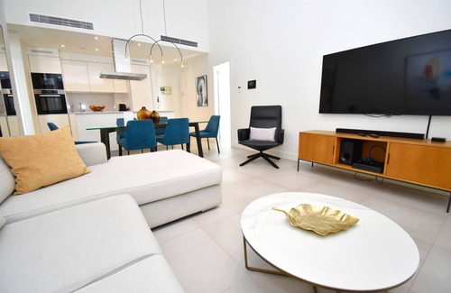 El Faro Apartment | Top-Floor Apartment | Unmatched Sea Views & Pool - by Mediterra Rentals