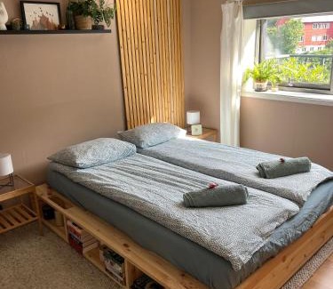 Bergenhus Apartment | Top Floor Apartment with Mountain Views & Free Parking