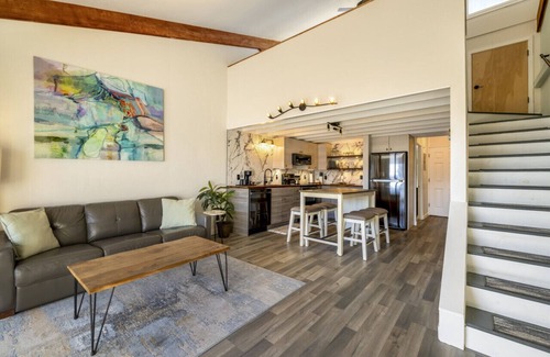 Cedar Key Condo | Top Floor Condo with Breathtaking Gulf Sunset Views