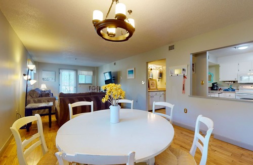 Palmetto Dunes Condo | Experience Coastal Bliss: Top-Floor Villa with Pools & Tennis
