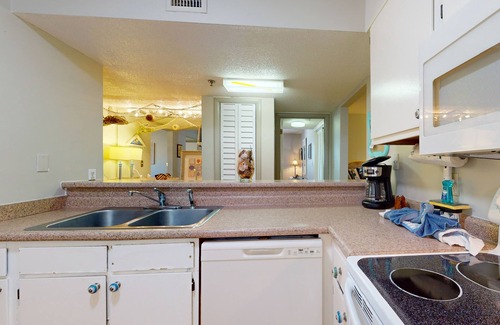 Palmetto Dunes Condo | Experience Coastal Bliss: Top-Floor Villa with Pools & Tennis