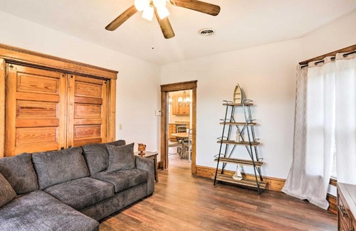 Lorain Apartment | Top-Floor Lake Erie Retreat Steps from the Waterfront!