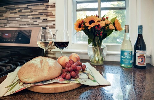 Princeton Condo | Top-Floor Princeton Condo with Private Balcony & Pool Access