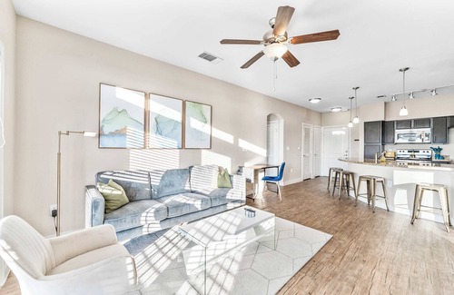 Montopolis Apartment | Modern 2BR King Bed Suite with Fast WiFi Near Downtown