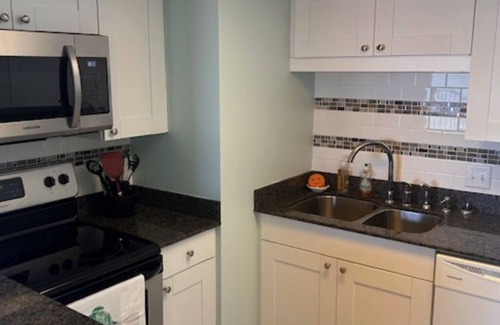 Ormond Beach Condo | Top Floor Condo with Breathtaking Ocean and Pool Views