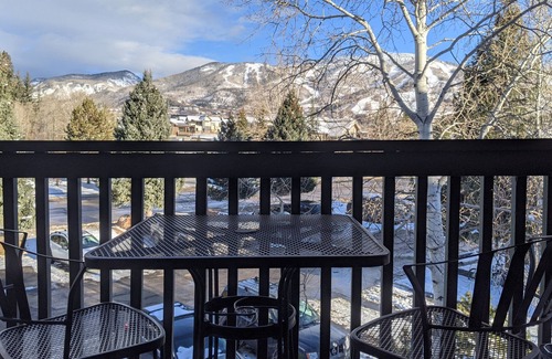 Steamboat Springs Condo | Stunning Two-Level Mountain View Retreat with Spa & Hot Tub