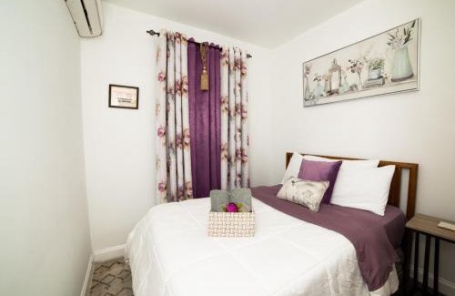 Canarsie House | Guest Rated: 9.3 for Top Floor Skylight in Brooklyn